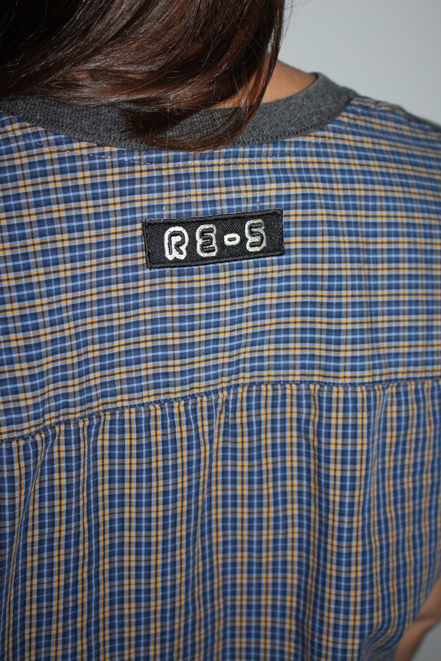 RE-T-SHIRT DARK GREY (XS-L)