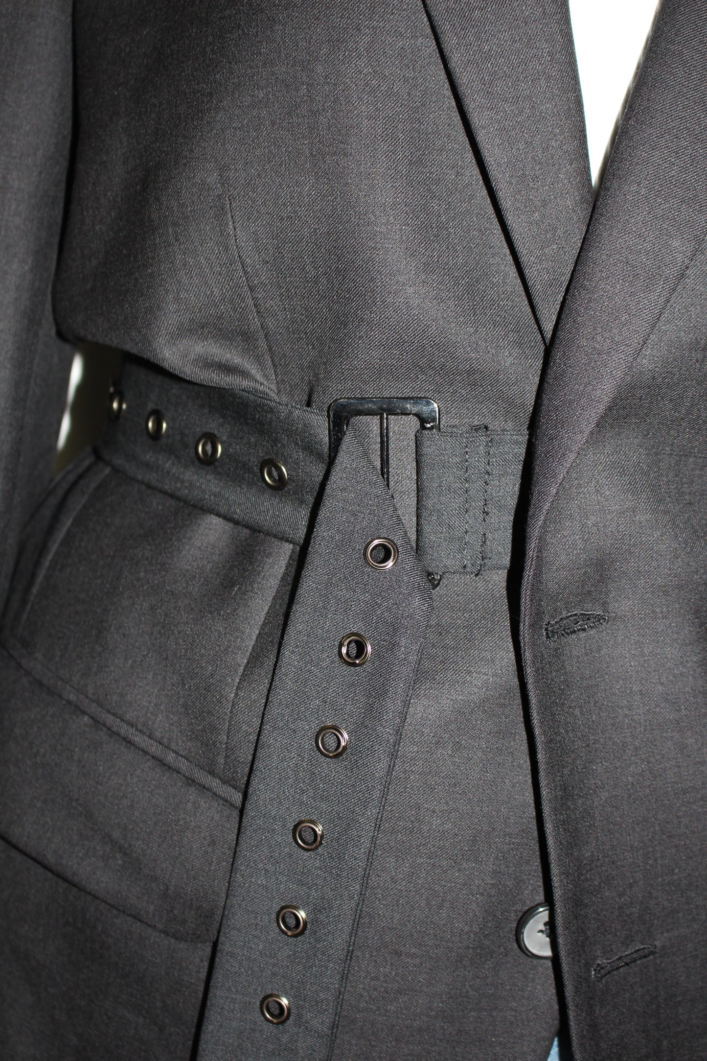 RE-BELTED BLAZER DARK GREY (S-XL)